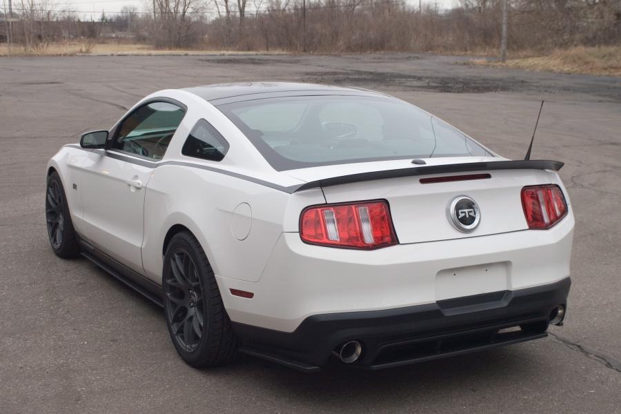  Ford Mustang RTR Package 2010 года  (фото 46 из 65)